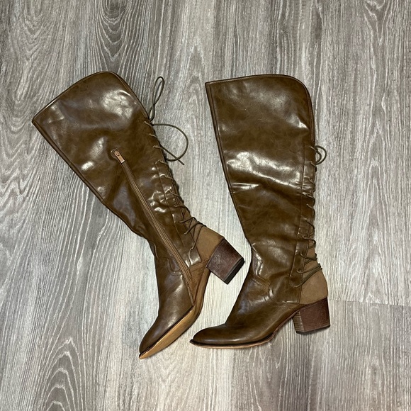 Wanted Women’s Thigh High Boots - Picture 3 of 9